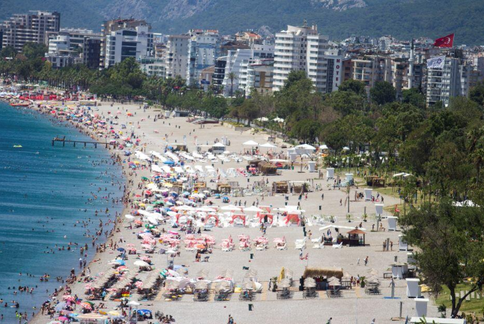 Antalyaya rekord sayda - TURİST GƏLİB | FED.az