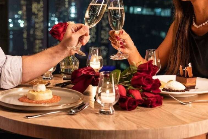 14 fevral öncəsi restoranlarda fantastik depozit qiymətləri - VİDEO | FED.az