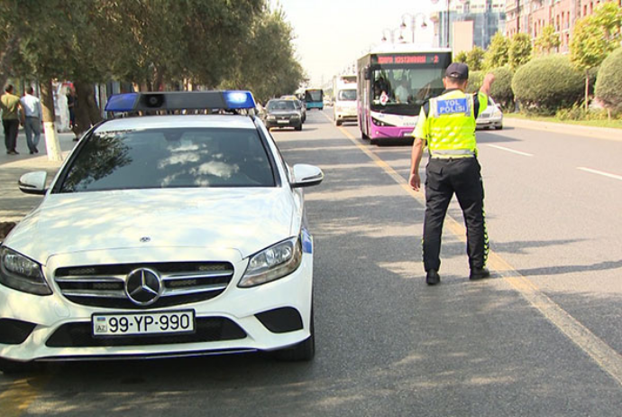 Yol polisi gizli yerdə dayanıb cərimə yaza bilərmi? - Rəsmi Açıqlama | FED.az