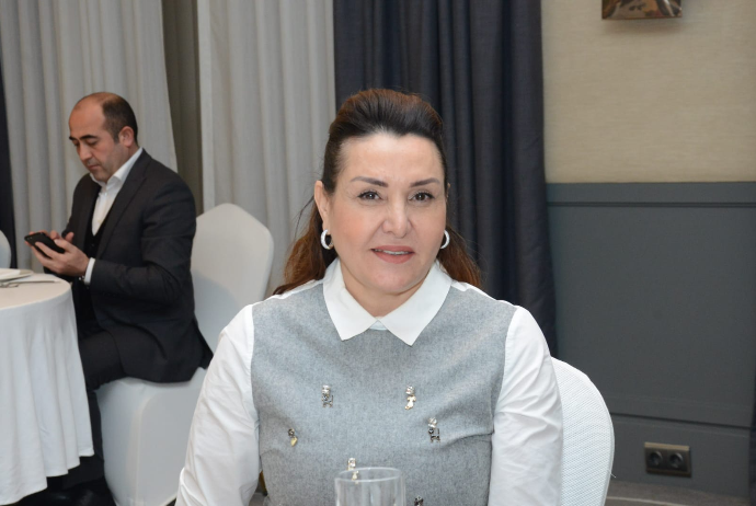 Səkinə Babayeva: "Qarabağda bizneslə məşğul olmaq üçün 343 layihə təqdim edilib" | FED.az