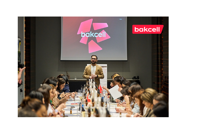 Bakcell отметил Международный женский день вместе с женщинами-журналистами | FED.az