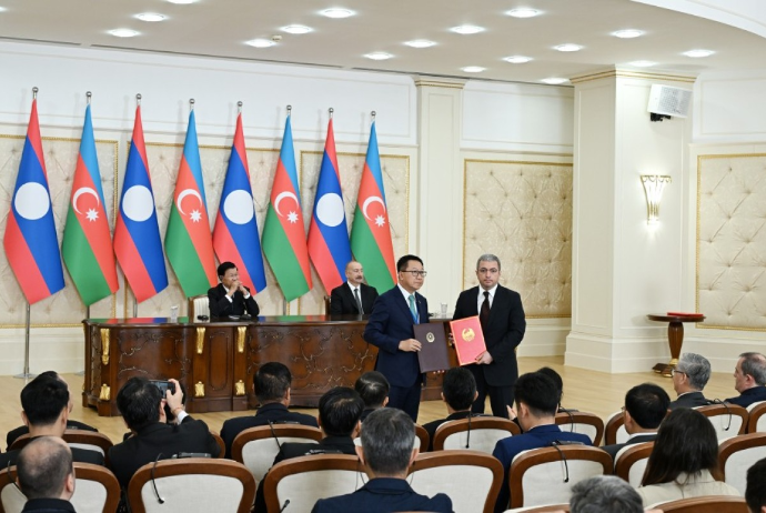 Azərbaycan ilə Laos arasında Birgə Bəyanat qəbul olunub və sənədlər mübadilə edilib | FED.az