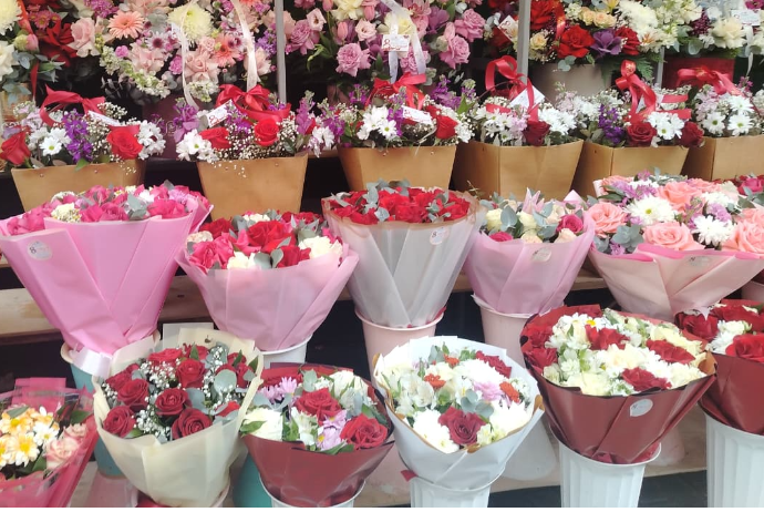 Qızılgül, tülpan, nərgizgülü və …”Teddi”lər – BAKIDA 8 MART HƏDİYYƏLƏRİ  | FED.az