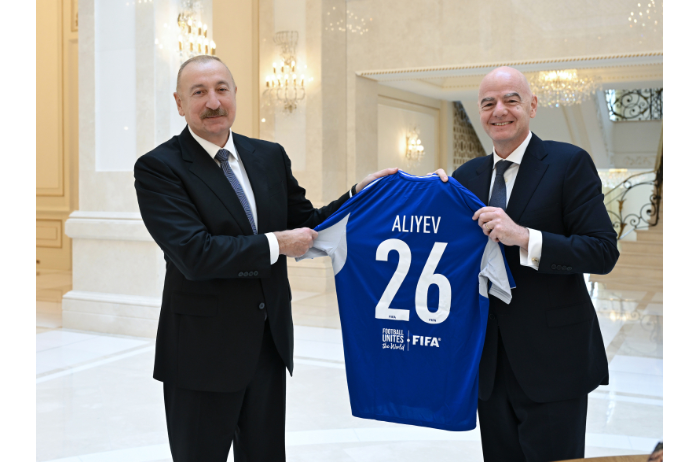 İlham Əliyev FIFA-nın prezidentini qəbul edib - FOTOLAR | FED.az
