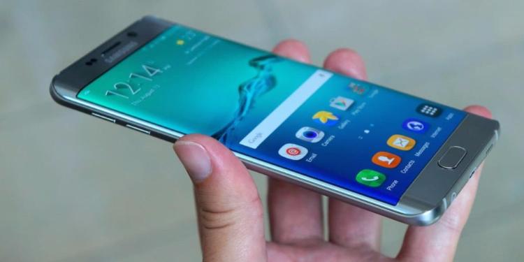 Samsung приостановила продажи смартфонов Galaxy Note 7 | FED.az