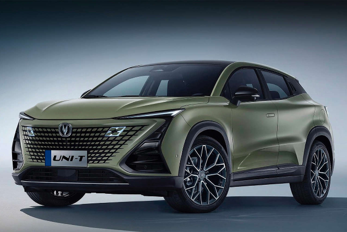 11 ayda Azərbaycana 2 milyard dollarlıq avtomobil gətirilib - İDXAL 26% ARTIB | FED.az