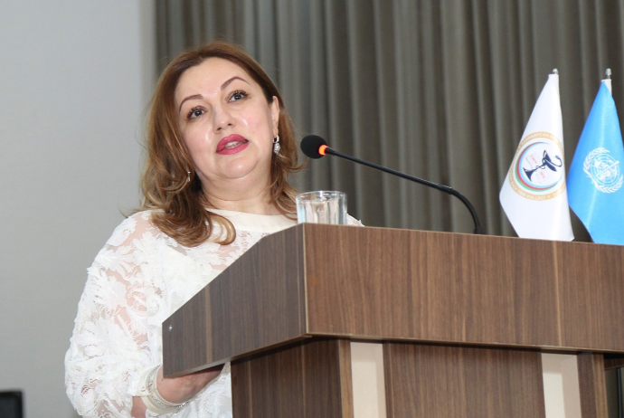 Bu həkimlər işləyə bilmək üçün rüşvət verib - SİYAHI, MƏBLƏĞLƏR | FED.az