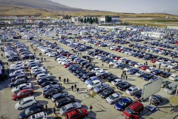 Avtomobil bazarında yeni dövr: rəqəmsal pasport nəyi dəyişəcək? - VİDEO | FED.az