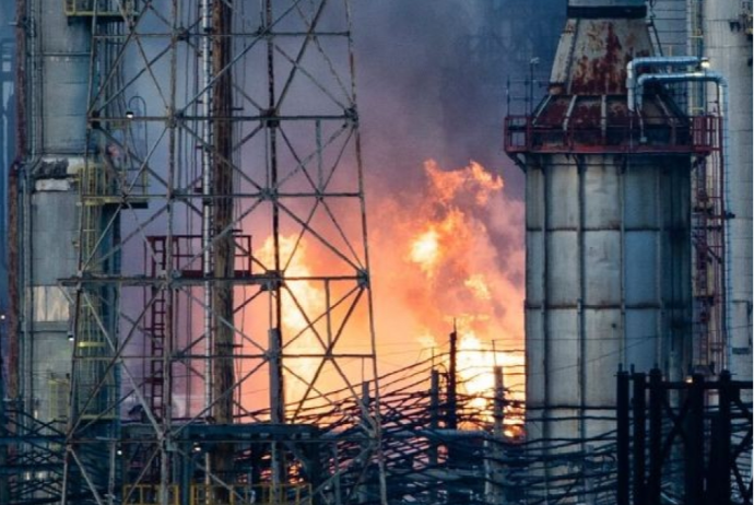 Yaxın Şərqdə növbəti qaz emalı zavodu fəaliyyətini dayandırıb | FED.az