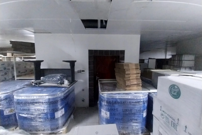 Bakıda kosmetoloji vasitələrin satışı anbarı bağlandı | FED.az