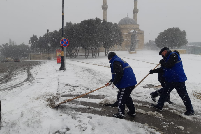 Sabahın hava proqnozu - 9 DƏRƏCƏ ŞAXTA, BUZLU YOLLAR | FED.az