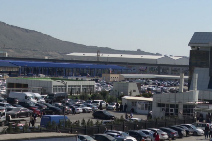 Köhnə avtomobillərə tətbiq ediləcək yeni aksiz dərəcəsi 2-ci əl bazarına necə təsir edəcək? - VİDEO | FED.az