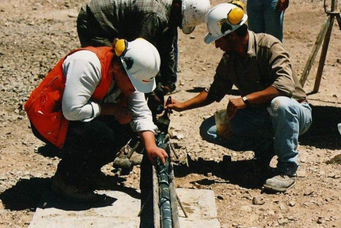 Nazirlik Qarabağda su yataqlarının qiymətləndirilməsi üçün geoloji kəşfiyyat işləri üzrə podratçı - SEÇİR | FED.az