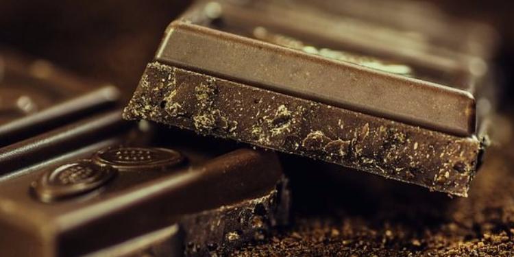 Ученые рассказали о пользе шоколада для сердца | FED.az