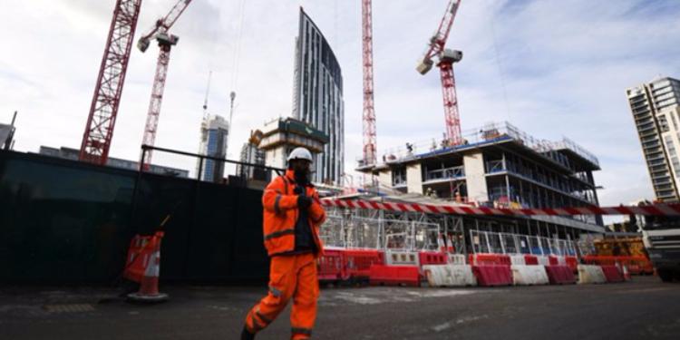 Деловая активность в строительном секторе Великобритании выросла быстрыми темпами | FED.az
