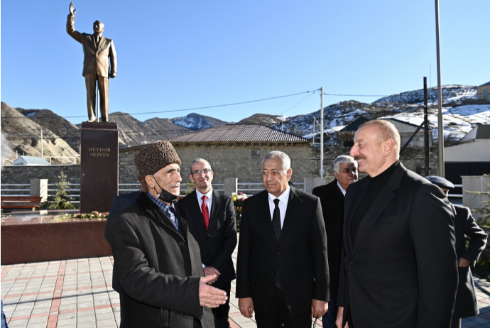 "Siz gələndə yəqin ki, gördünüz. Yol boyunca turizm obyektləri tikilir" - PREZİDENT QUBA SAKİNLƏRİ İLƏ GÖRÜŞDÜ | FED.az