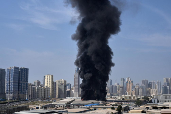 Dubay aeroportu vuruldu - Aeroport bağlandı | FED.az