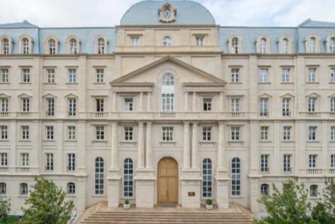 Necə olur ki, büdcə pulları depozitlə banklara qoyulur, eyni zamanda istiqraz vasitəsilə büdcəyə borc alınır? – MALİYYƏ NAZİRLİYİNDƏN AÇIQLAMA | FED.az