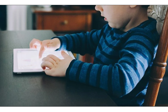 Türkiyədə 15 yaşınadək sosial şəbəkələrdən istifadə qadağan edilir | FED.az