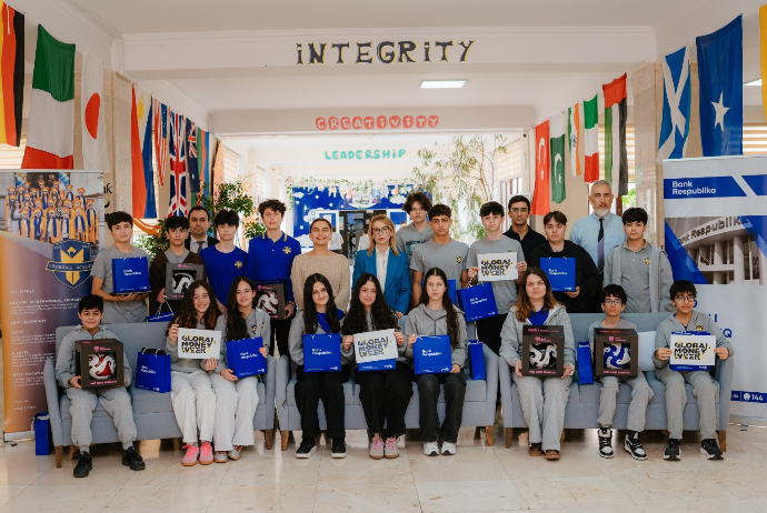 Bank Respublika Oxbridge Akademiyasında Qlobal Pul Həftəsinə həsr olunmuş - TƏDBİR KEÇİRİB | FED.az