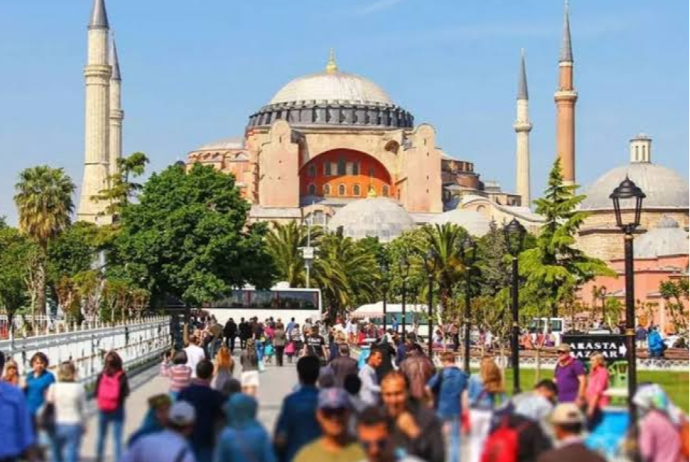 63 milyon 917 min turist, 65 milyard 231 milyon dollar gəlir | FED.az