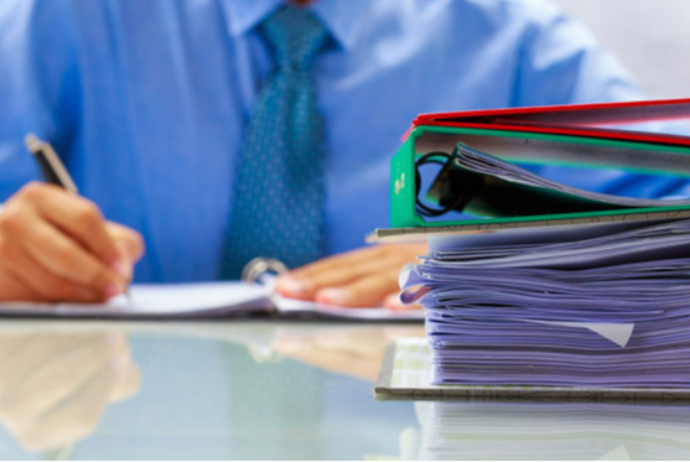 İşçi nə vaxt və hansı müddətə ödənişsiz məzuniyyət tələb edə bilər? | FED.az