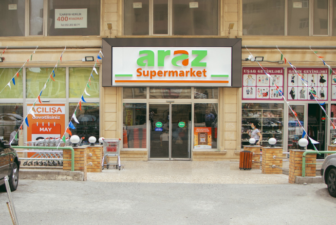 «Ən ucuz market bizik» sözü «Araz Supermarket»ə baha başa gəldi - 2,5 MİLYON MANAT CƏRİMƏ! | FED.az