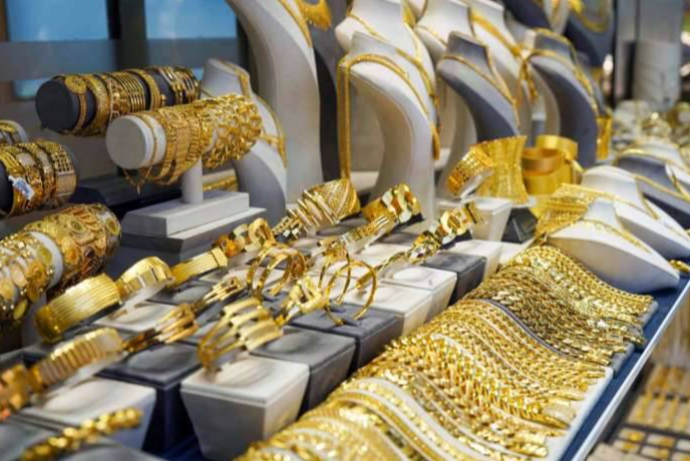 Dövlət Xidmətində “Gold Gənclik” və “Şərq Bazarı”ndakı qızıl satanlarla görüş keçirilib | FED.az