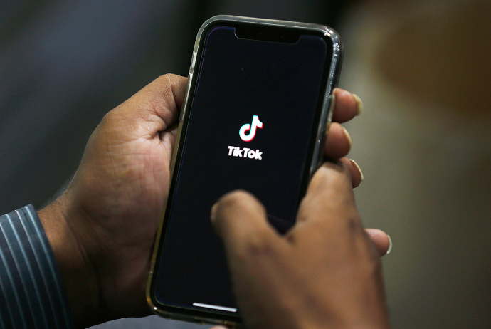 «Узнать о человеке все»: зачем TikTok собирает биометрию пользователей | FED.az