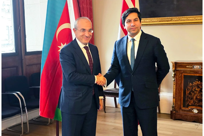 Azərbaycan və Böyük Britaniya arasında iqtisadi tərəfdaşlıq müzakirə edilib | FED.az