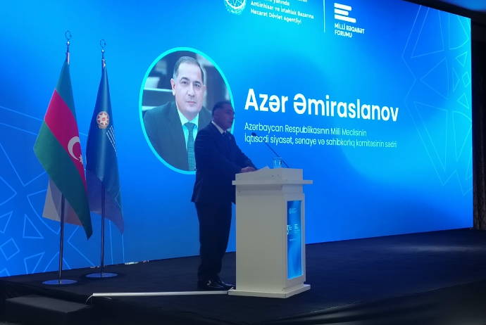 Bazar iqtisadiyyatında rəqabət "qaydasız döyüş" olmamalıdır - Azər Əmiraslanov | FED.az