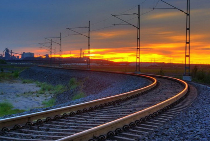 Dəmiryolu ilə sərnişin daşımalarından gəlirlər - 12 MİLYON MANATI ÖTÜB | FED.az