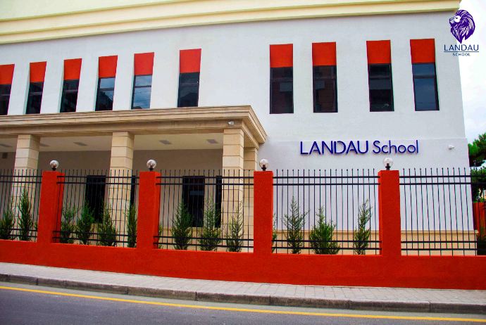 "LANDAU School" işçi axtarır - VAKANSİYA | FED.az