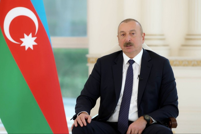 Prezident İlham Əliyev Müdafiə Nazirliyinin - Komando Hərbi Hissəsində | FED.az