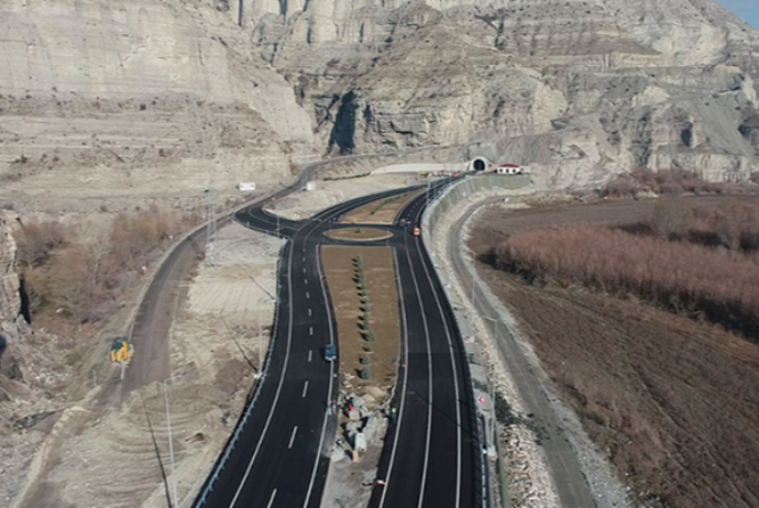 Türkiyəni Qafqaza birləşdirəcək tunel bu gün - AÇILIR | FED.az