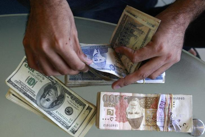 Pakistan rupisi dollar qarşısında - REKORD HƏDDƏ UCUZLAŞDI | FED.az