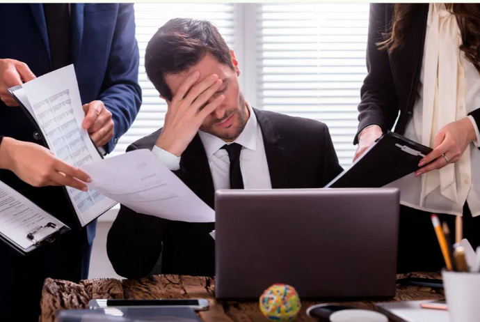 “Müflisləşmə və iflas haqqında” qanun yenidən işlənilir: əsas yeniliklər - MÜSAHİBƏ | FED.az