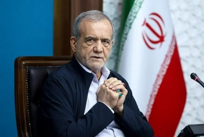 Məsud Pezeşkian İranın ABŞ və İsrailə təslim olmayacağını bildirib | FED.az