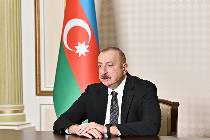 Prezident Azərbaycanın Ukraynadakı səfirliyinin binasının növbəti dəfə raket zərbəsinə məruz qalmasını pisləyib | FED.az