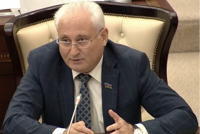 Prezidentdən deputatla bağlı - SƏRƏNCAM | FED.az