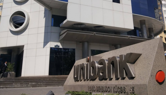 “Unibank” müştərilərinin hesabından pul silindi - BANK AÇIQLAMA YAYDI | FED.az