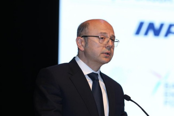 "Ötən il Azərbaycan neftinin 75, təbii qazının isə 51 faizi Avropa ölkələrinə nəql olunub" | FED.az