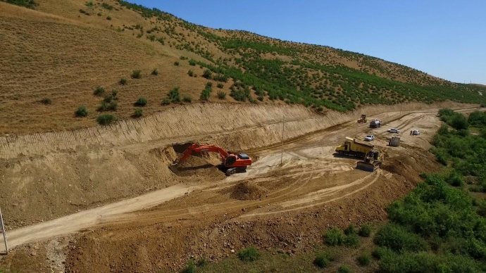 Şabranda avtomobil yolu - YENİDƏN QURULUR | FED.az