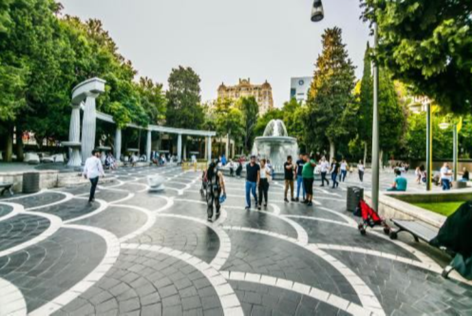 Karantin tədbirlərinin yumşaldılması iqtisadi aktivliyi artırıb - Deputat | FED.az