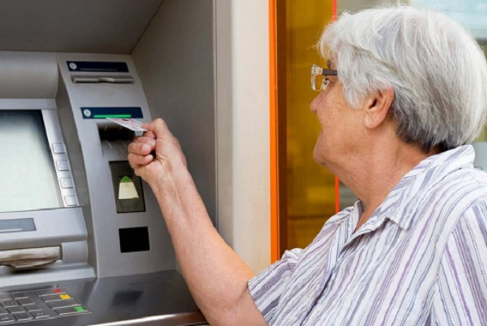 Bu qadınlar pensiyaya 5 il tez çıxır | FED.az
