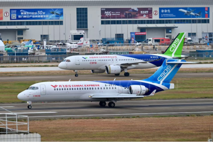 Çinin «COMAC C919» təyyarəsi «Boeing 737» və «Airbus A320»ni – BAZARDAN SIXIŞDIRIR | FED.az