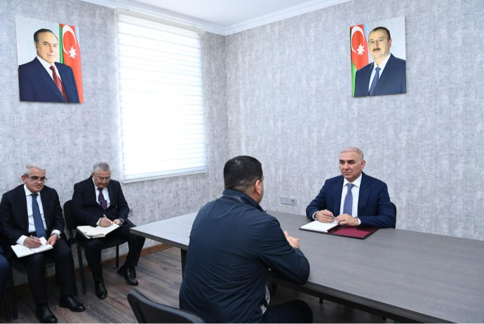 "Azərişığ"ın sədri Vüqar Əhmədov Şuşada vətəndaşları qəbul edib | FED.az