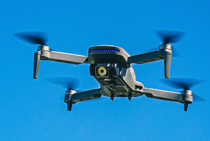 Azərbaycanda özəl şirkətlər - DRON İSTEHSAL EDİR | FED.az