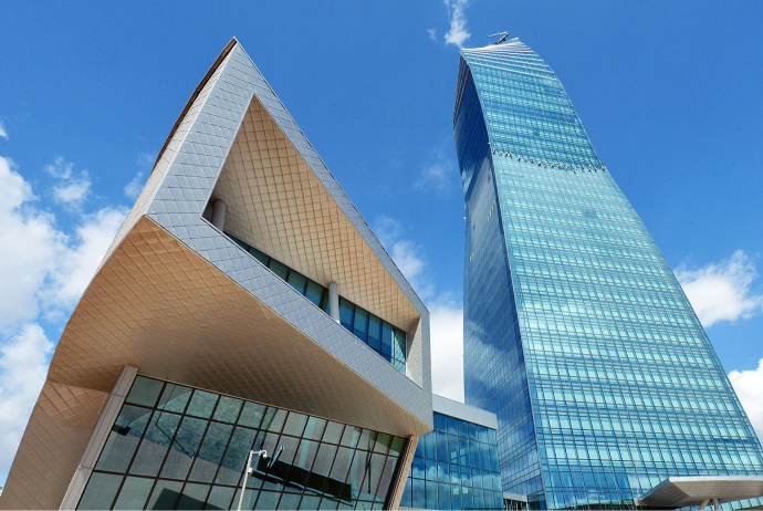 S&P: SOCAR üçün 2025–2027-ci illərdə sabit, lakin təzyiq altında maliyyə dövrü gözlənilir | FED.az