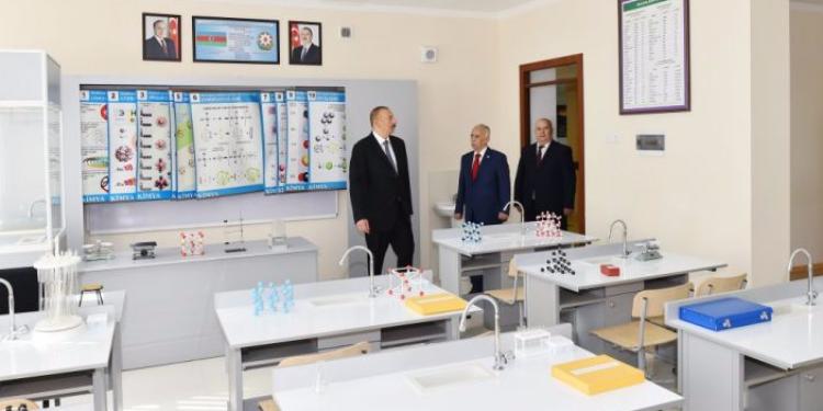 İlham Əliyev Bakıda 257 nömrəli tam orta məktəbin yeni korpusunun açılışında iştirak edib | FED.az